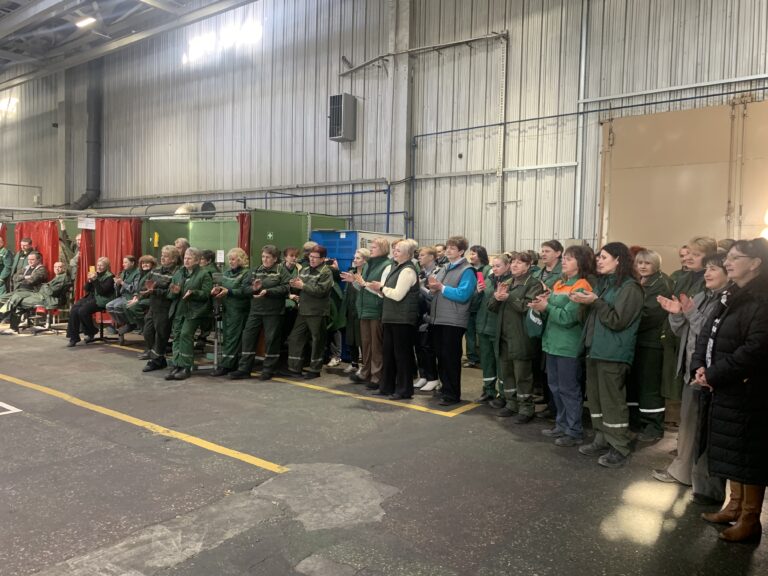 Праздник 8 марта на ОАО " Радиоволна"